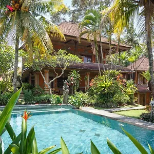 White House *** Ubud